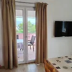 Mija Apartamento Pridraga