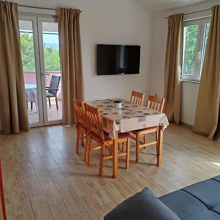 Mija Apartman